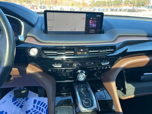 Used 2023 Acura MDX SH-AWD w/ Technology Package image 19