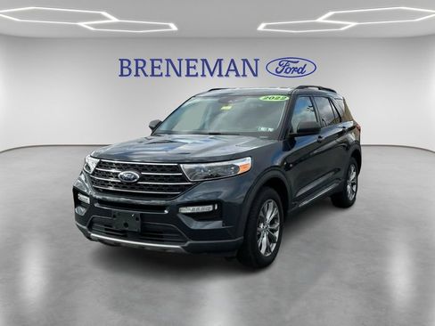 Used 2022 Ford Explorer XLT w/ Equipment Group 202A image 1