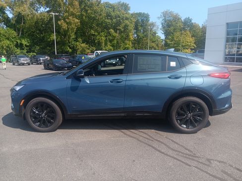 New 2025 Buick Envista Sport Touring w/ Convenience I Package image 2