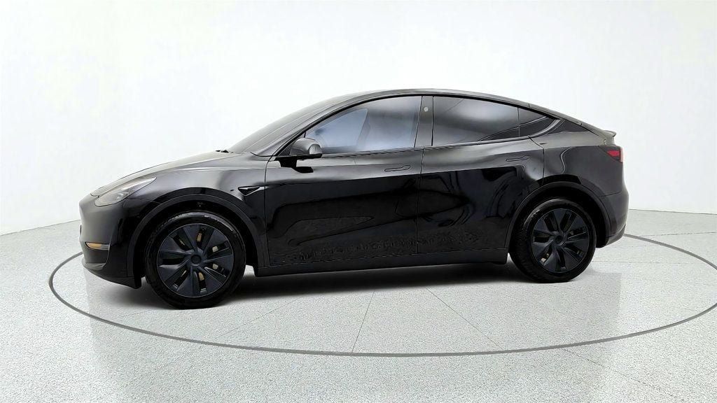 Used 2025 Tesla Model Y Long Range AWD/4WD image 8