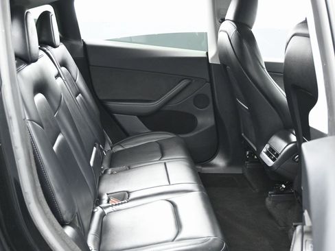 Used 2023 Tesla Model Y Long Range image 36