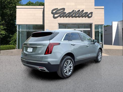 Certified 2023 Cadillac XT5 Premium Luxury AWD/4WD image 5