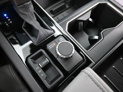 New 2026 Toyota Tundra Limited AWD/4WD image 33