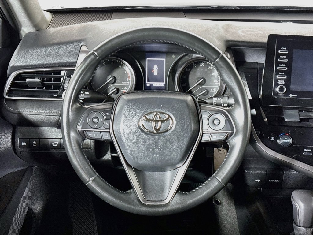 Used 2023 Toyota Camry SE FWD image 13