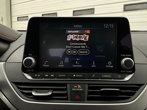 Used 2025 Nissan Altima 2.5 SR image 28