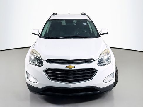 Used 2017 Chevrolet Equinox LT w/ Convenience Package AWD/4WD image 2