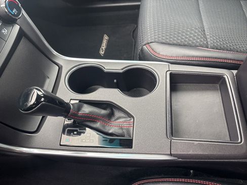 Used 2015 Toyota Camry SE image 26