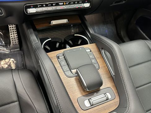 New 2025 Mercedes-Benz GLS 450 4MATIC image 32