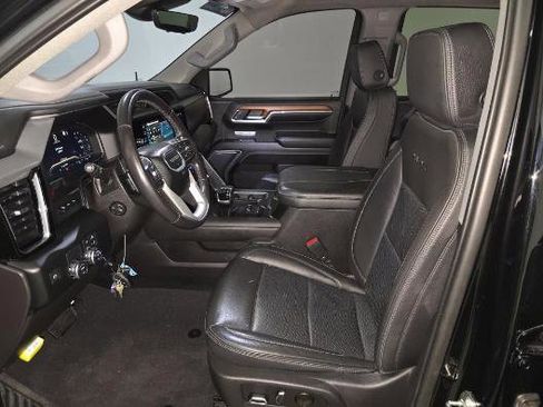 Used 2023 GMC Sierra 1500 Denali w/ Technology Package image 9