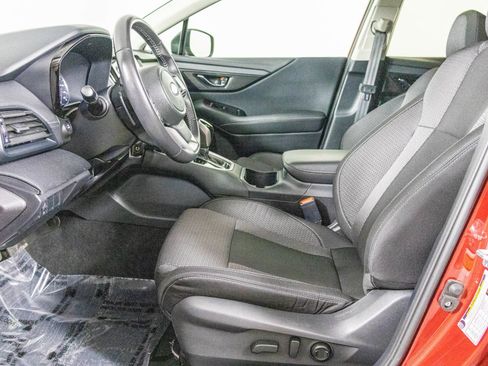 Used 2024 Subaru Outback Premium AWD/4WD image 23
