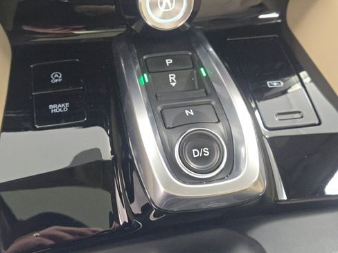 Used 2023 Acura MDX SH-AWD w/ Technology Package image 32