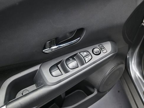 Used 2024 Nissan Kicks SV w/ Interior Electronics Package FWD image 10