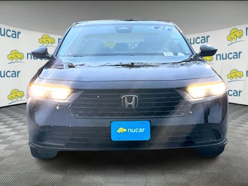 Used 2025 Honda Accord SE image 2