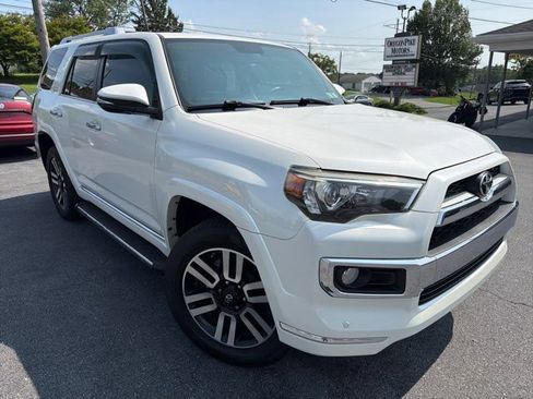 Used 2015 Toyota 4Runner Limited AWD/4WD image 6