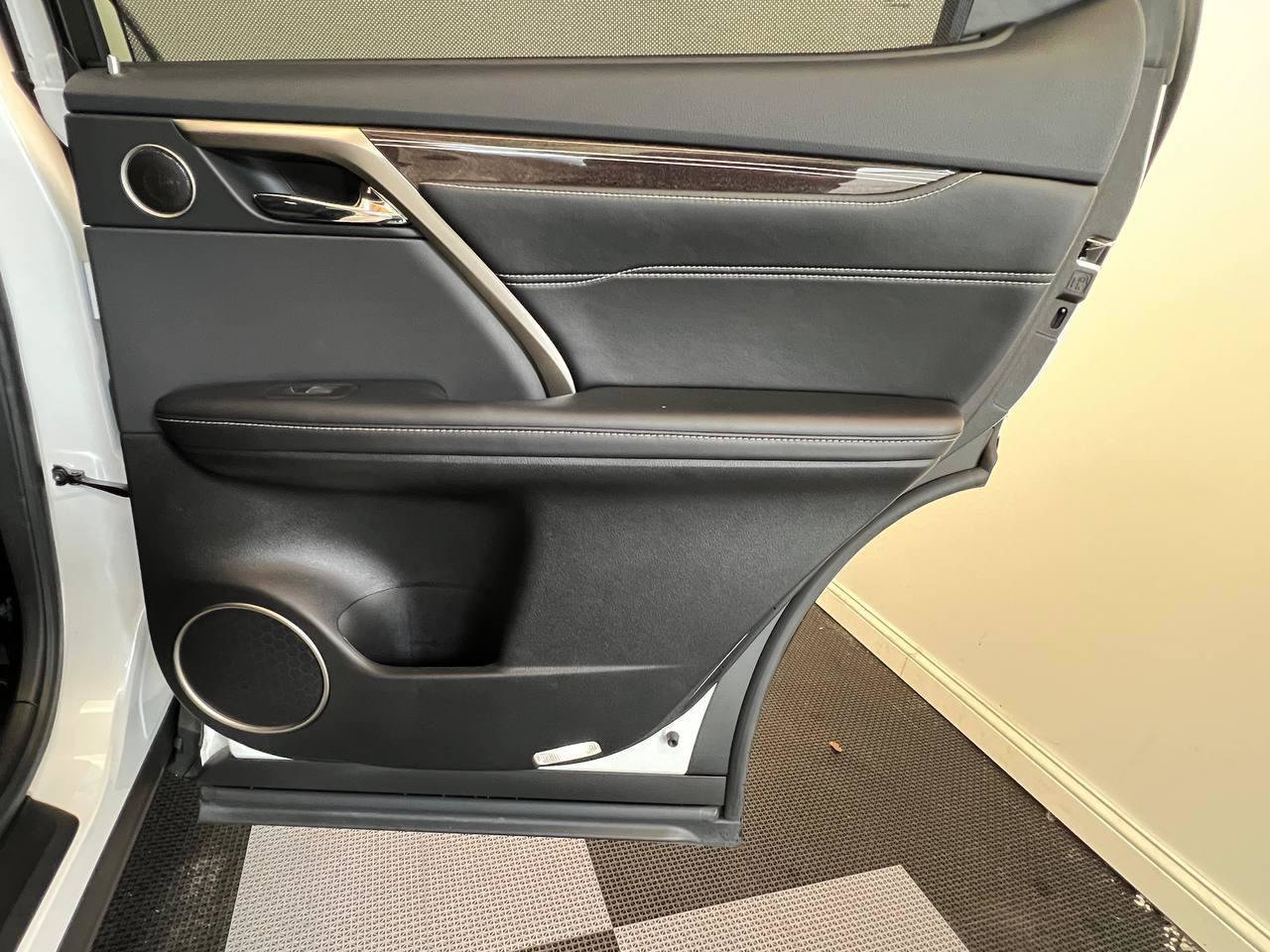 Used 2022 Lexus RX 450h AWD w/ Luxury Package image 13