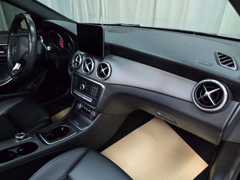 Used 2019 Mercedes-Benz CLA 250 4MATIC image 18