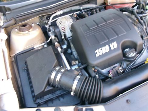 Used 2005 Chevrolet Malibu LT image 46