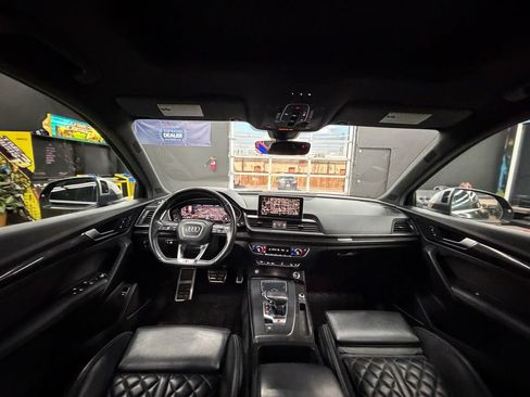 Used 2018 Audi SQ5 Premium Plus w/ Navigation Package AWD/4WD image 34