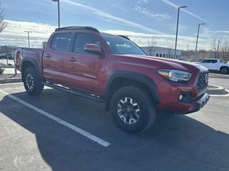 Used 2022 Toyota Tacoma TRD Off-Road video 2