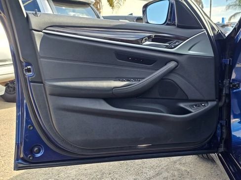 Used 2020 BMW 530e w/ Premium Package image 20