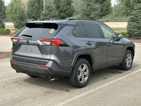 Used 2025 Toyota RAV4 LE AWD/4WD image 22