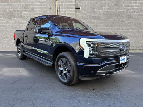 Used 2023 Ford F150 Lightning Lariat AWD/4WD image 1