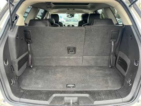 Used 2016 Buick Enclave Leather image 18