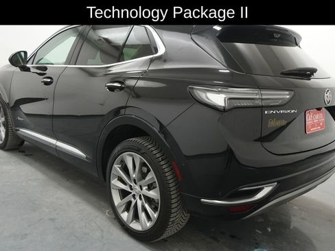 Used 2022 Buick Envision Avenir w/ Technology Package II FWD image 6