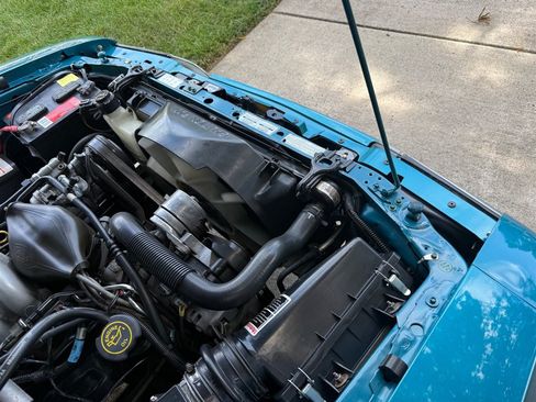 Used 1993 Ford Mustang Cobra RWD image 94