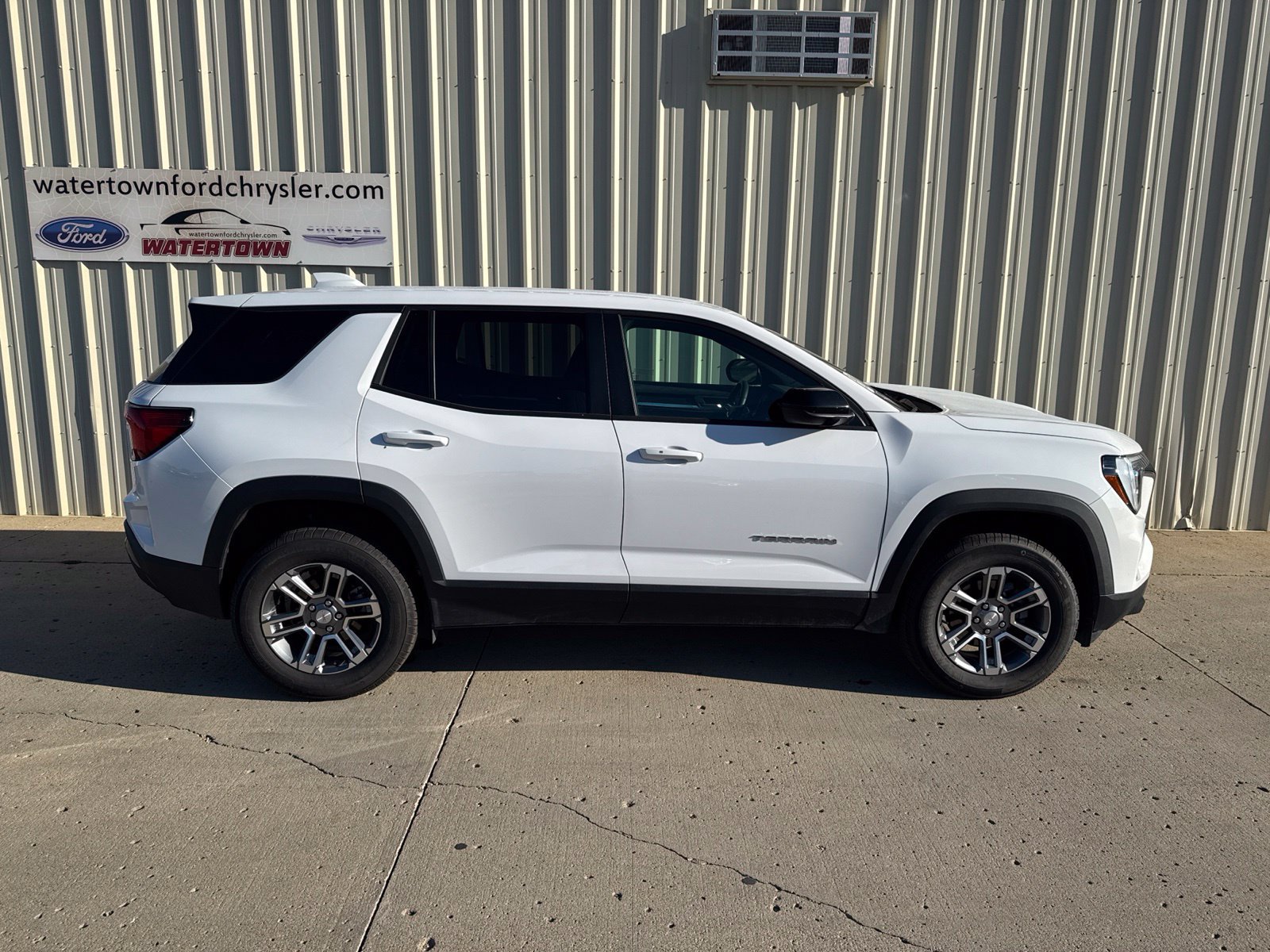 Used 2026 GMC Terrain Elevation AWD/4WD image 1