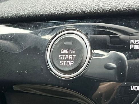 Certified 2022 Kia Sportage Nightfall Edition w/ Nighfall AWD Premium Package image 28