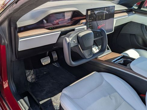 Used 2022 Tesla Model S Base image 8