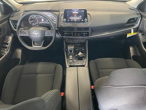 Certified 2025 Nissan Rogue S FWD image 11