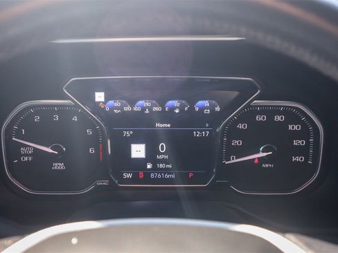 Used 2021 GMC Yukon Denali w/ Denali Ultimate Package image 15