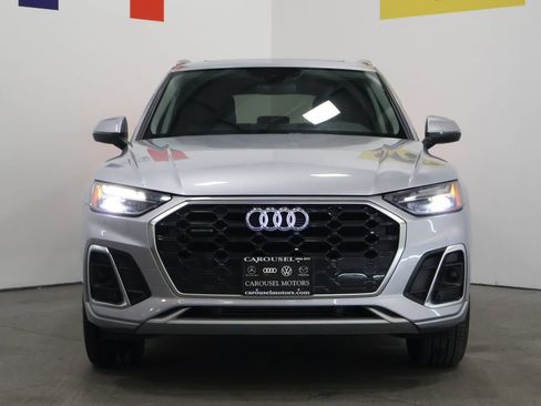 Used 2023 Audi Q5 2.0T Premium w/ Convenience Package AWD/4WD image 7