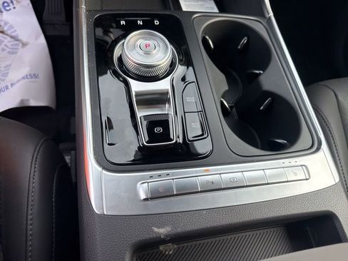 New 2026 Kia Carnival EX FWD image 45
