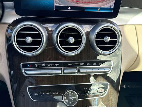 Used 2019 Mercedes-Benz C 300 Sedan image 33