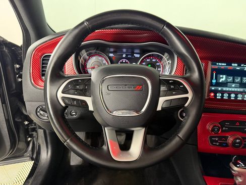 Used 2018 Dodge Charger SXT Plus RWD image 12