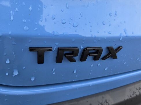 Certified 2024 Chevrolet Trax RS w/ Sunroof Package FWD image 31
