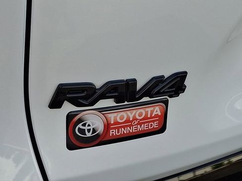 Used 2024 Toyota RAV4 XSE w/ Advanced Technology Package AWD/4WD image 30