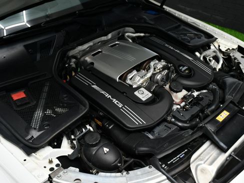 Used 2015 Mercedes-Benz C 63 AMG S image 15