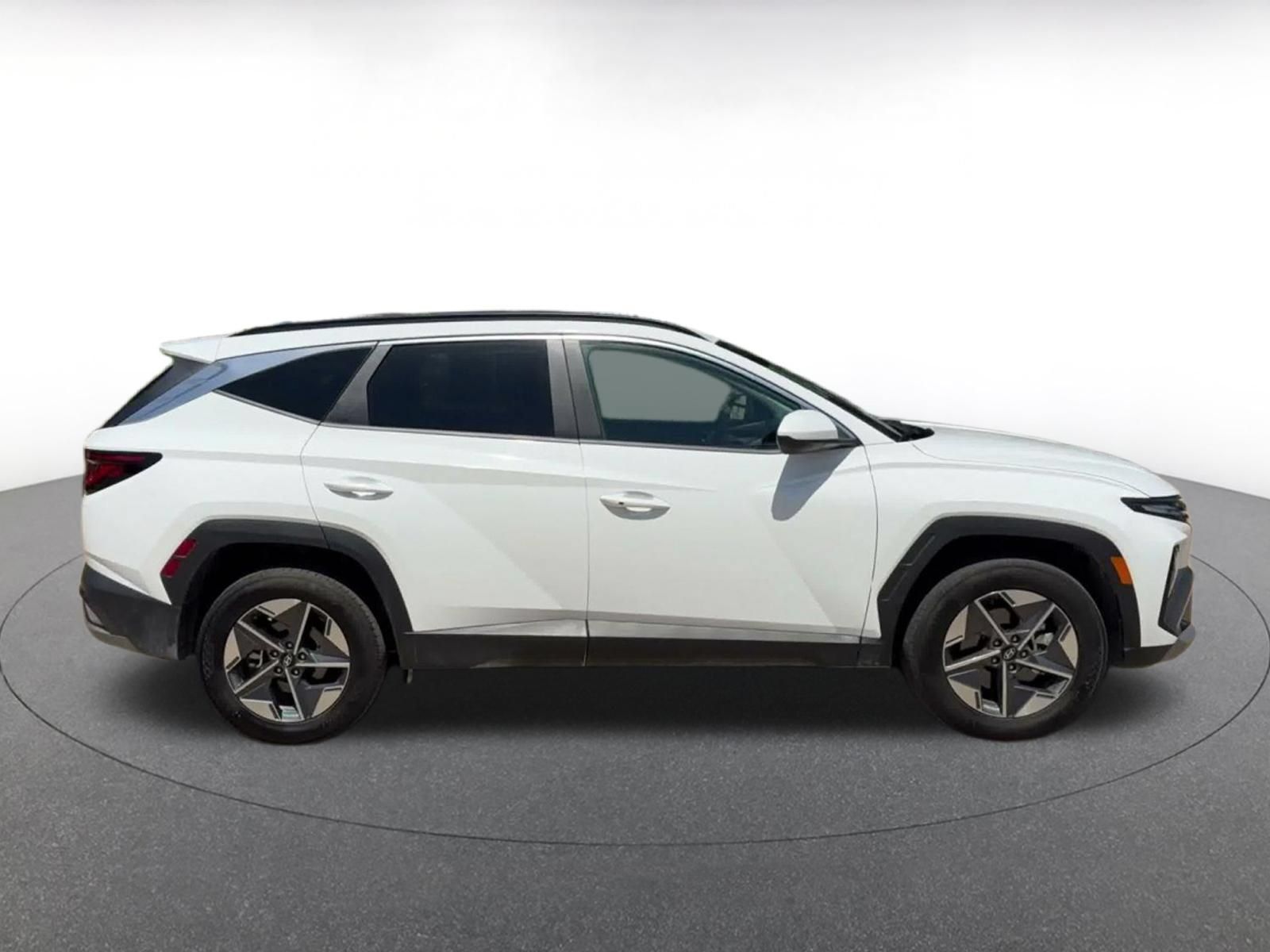 Used 2026 Hyundai Tucson SEL Plus AWD/4WD image 15
