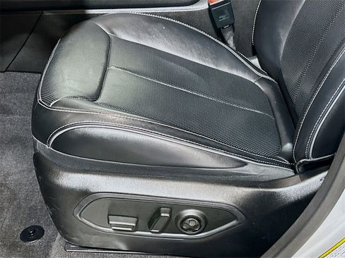 Used 2021 Jeep Grand Cherokee L Overland image 18