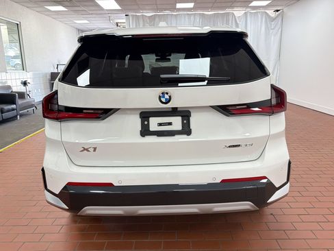 Used 2026 BMW X1 xDrive28i w/ Technology Package AWD/4WD image 9