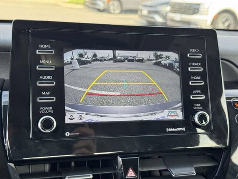 Used 2021 Toyota Camry SE w/ Cold Weather Package FWD image 29