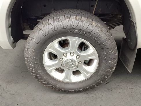 Used 2013 RAM 3500 Laramie w/ Convenience Group AWD/4WD image 9