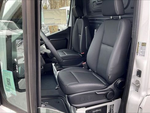 New 2026 Mercedes-Benz Sprinter 2500 image 8
