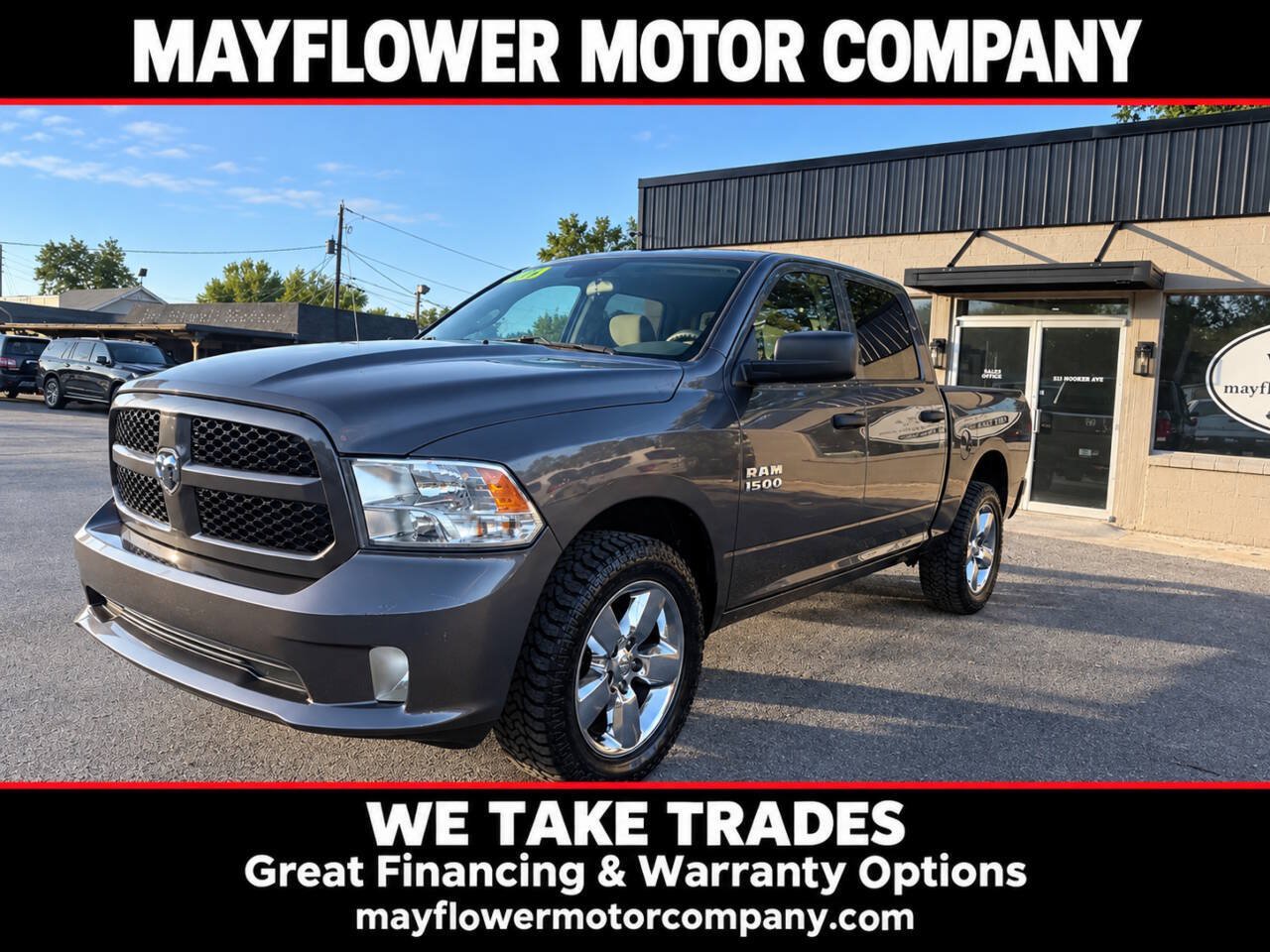 Used 2018 RAM 1500 Express w/ Express Value Package AWD/4WD image 1