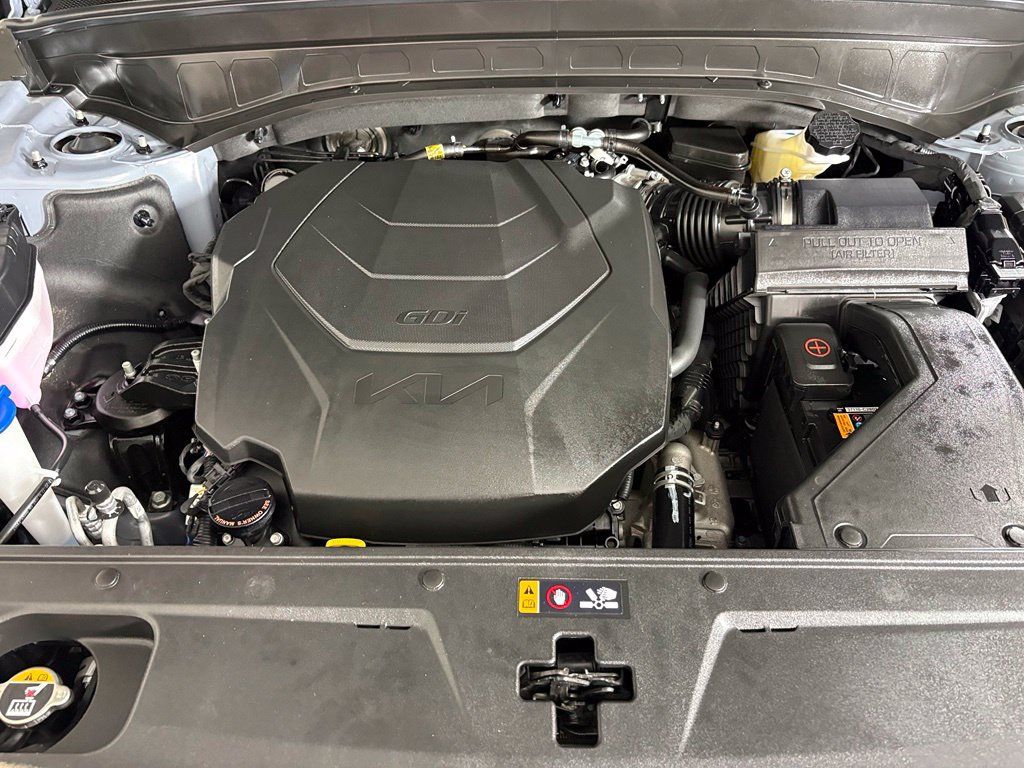 Used 2025 Kia Telluride S FWD image 39