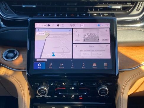 Used 2023 Jeep Grand Cherokee Summit image 36